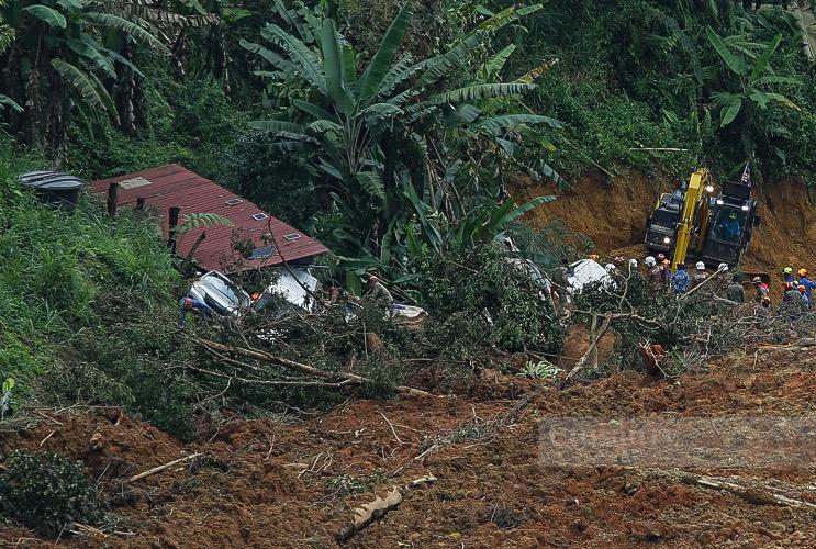 Tanah runtuh Batang Kali: Sultan Selangor terkejut, dukacita, utus ucapan takziah