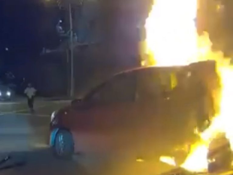 Pemandu Axia langgar lampu merah nyaris maut