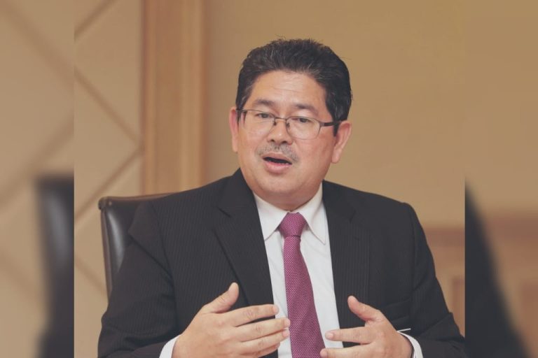 Ketua Pengarah Perkhidmatan Awam ditamatkan khidmat berkuat kuasa semalam