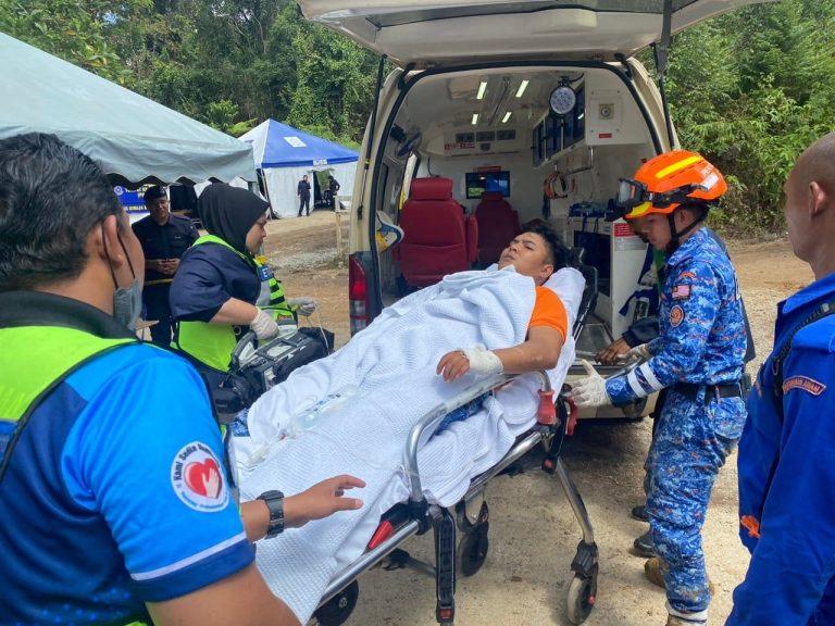 Tanah runtuh Batang Kali: Seorang anggota SAR pengsan akibat keletihan