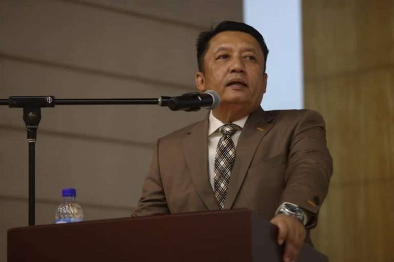 Tidak sampai 3 hari Kabinet putus lantikan politik GLC ditamatkan, Ahmad Jazlan akan dilantik semula sebagai Pengerusi FELCRA