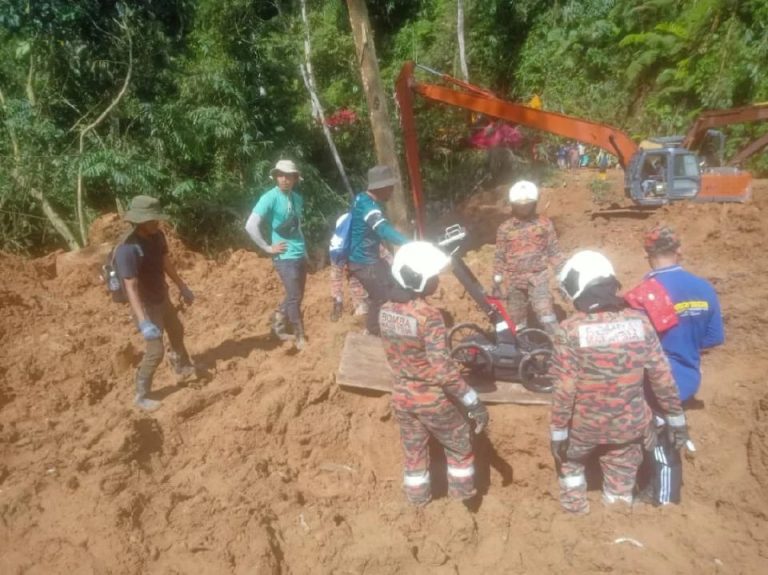Tanah runtuh Batang Kali: Bomba temui 4 petunjuk baharu, pertama kali guna GPR