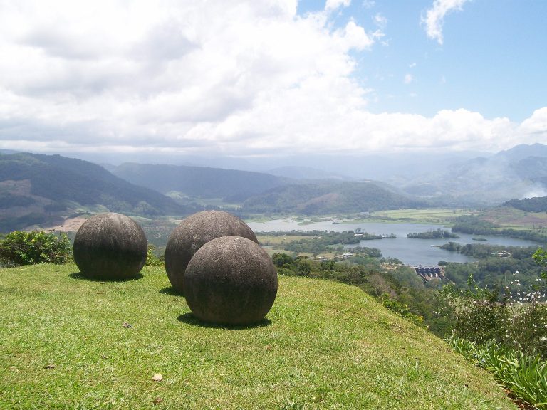 Misteri batu bulat purba Costa Rica. Adakah digunakan  sebagai formasi susunan bintang dan panduan arah pelayaran?