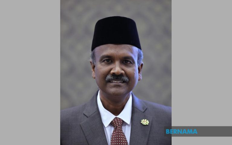 Sivakumar nafi tangguh laksana gaji minimum keputusan sendiri