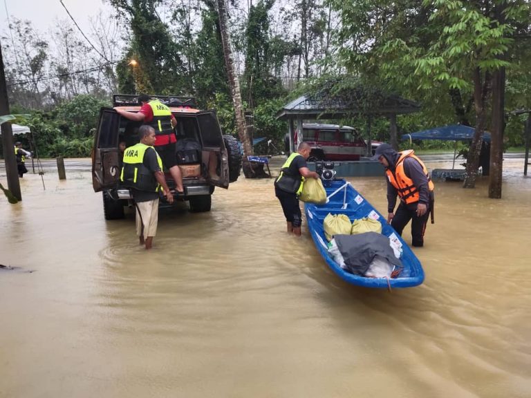 25,000 mangsa banjir terima manfaat Misi Bantuan Bencana Banjir MRA