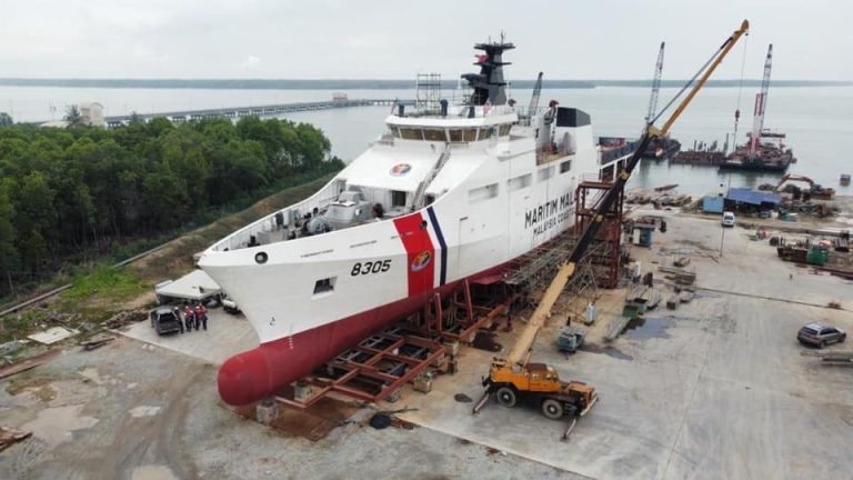 Kapal peronda OPV1 milik APMM mesti siap Mac ini – Saifuddin