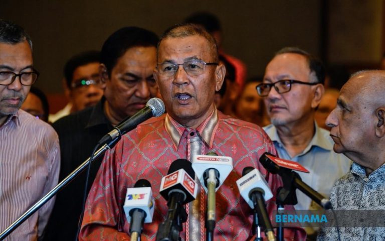 140 ketua bahagian sokong jawatan Presiden, Timbalan Presiden UMNO tidak dipertandingkan