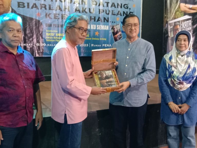 Buku Kata Ku Seman ajak rakyat amati 96 tulisan isu-isu besar, berat