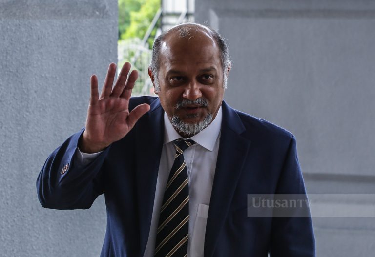 Buli siber: Gobind cadang undang-undang baharu, letak tanggungjawab kepada pemilik media sosial