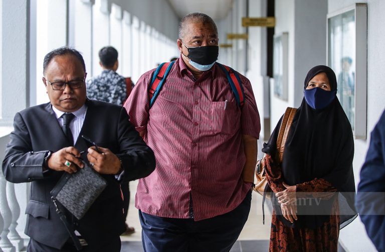 Beri kontrak RM1.64j kepada ahli keluarga, bekas pengarah urusan FTC diarah bela diri