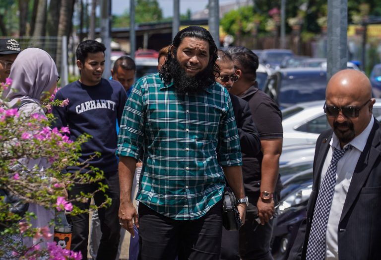 Papagomo diarah bela diri atas tuduhan cederakan Syed Saddiq