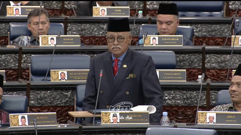 Kisah anak potong payu dara ibu akibat dadah curi tumpuan Parlimen