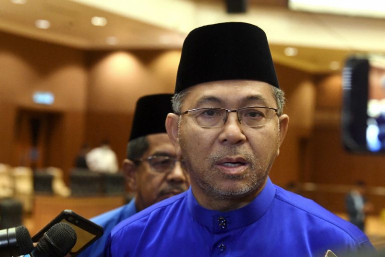 Azlan Man didakwa lagi esok, kali ini kes AMLA