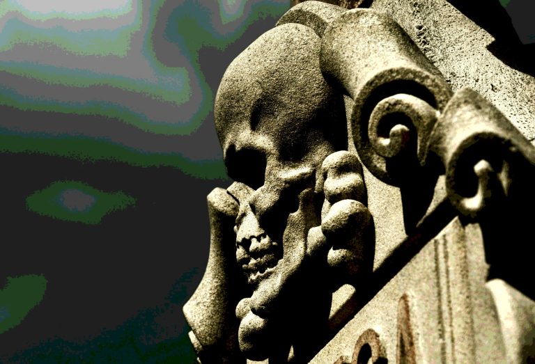 Gereja ini dipenuhi ribuan tengkorak dan tulang temulang manusia