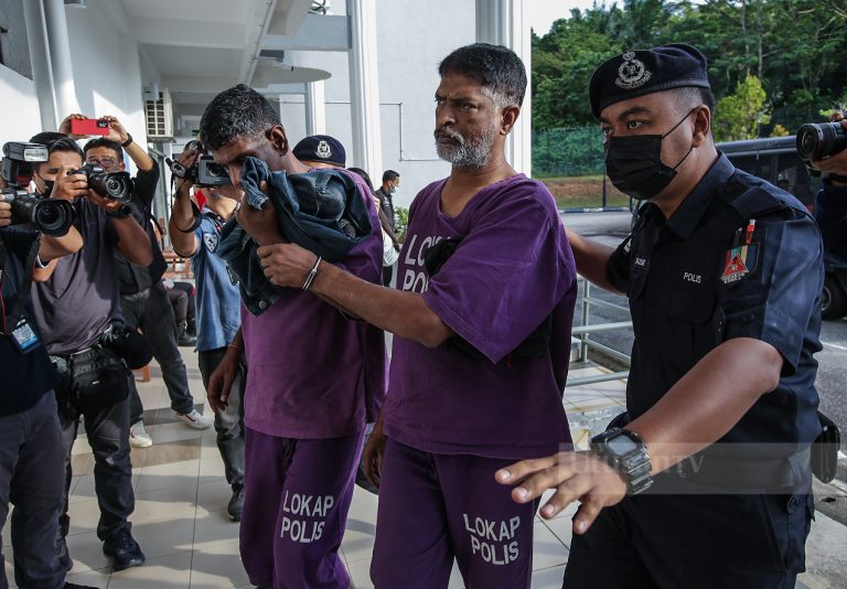 Dua sekawan cederakan pekerja restoran mamak didakwa