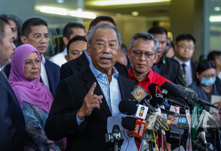 Permohonan pengampunan Najib: UMNO guna desakan politik