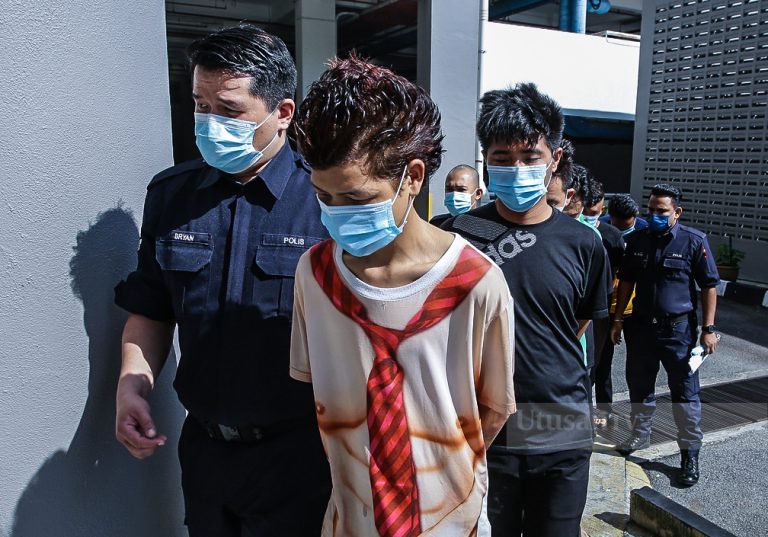 Mahkamah tangguh tuduhan bunuh, kerat warga Nepal