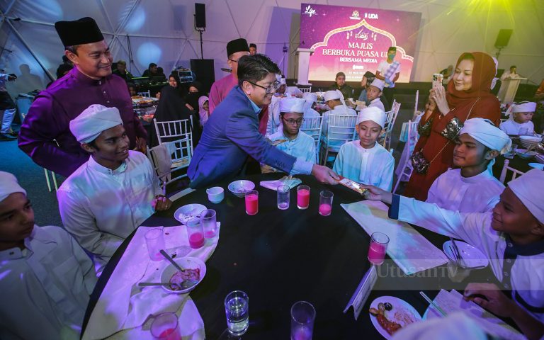UDA sumbang zakat RM58,000 untuk 5 rumah kebajikan 