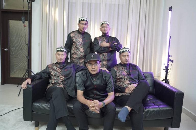 [VIDEO] Inteam beri nafas baharu Kasihku Abadi 2023, tampilkan Ezad Lazim sebagai kelainan