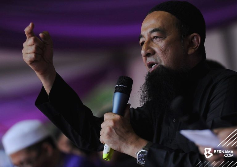 Ustaz Azhar Idrus tak dibenar ceramah di Sarawak, alasan tiada latar belakang lengkap bidang agama