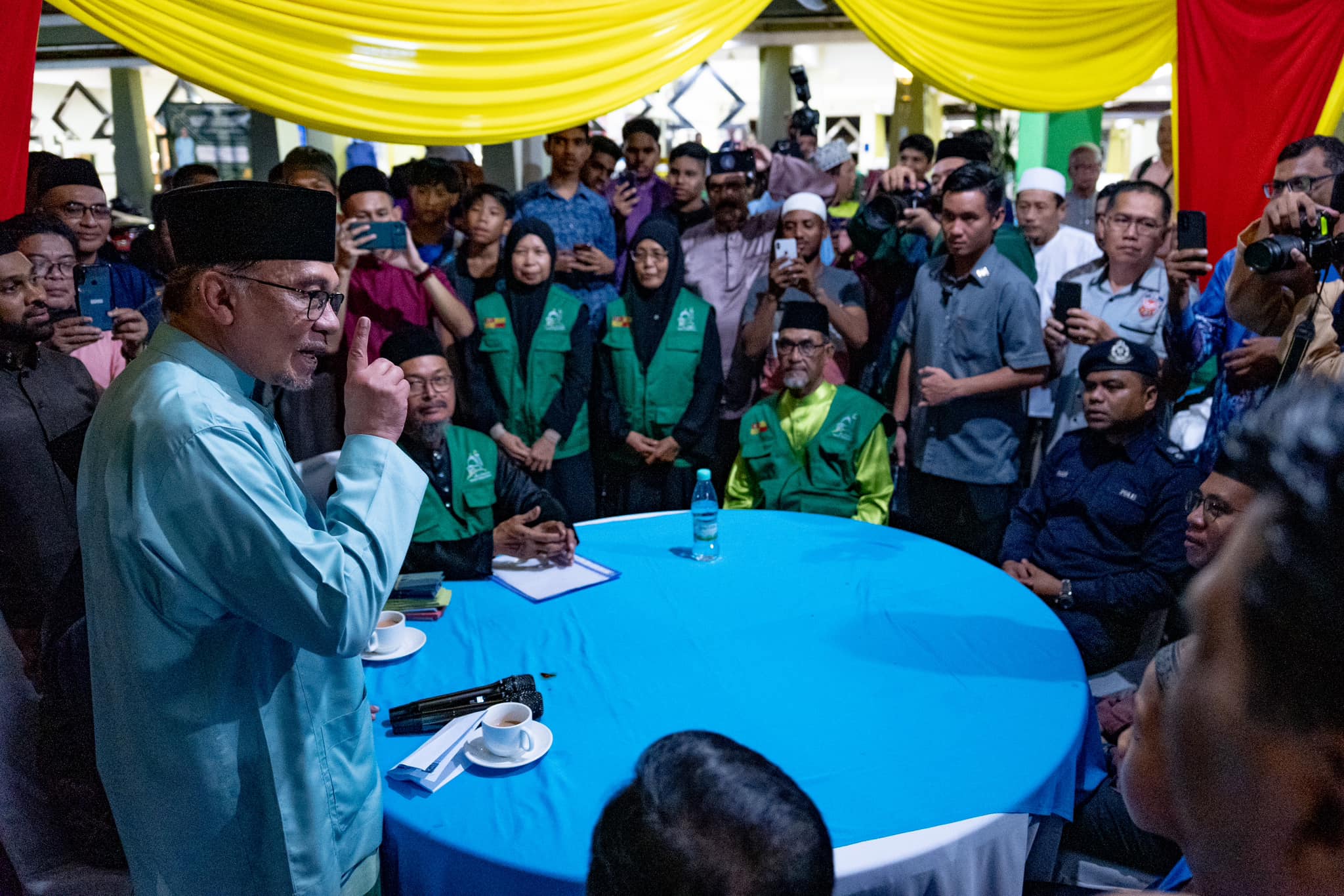 PM ajak rakyat Malaysia lakukan pecutan terakhir beribadah di bulan Ramadan