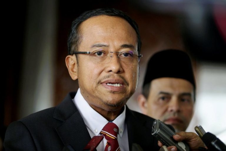 Ahmad Samsuri menghadap Sultan Terengganu esok, mohon bubar DUN