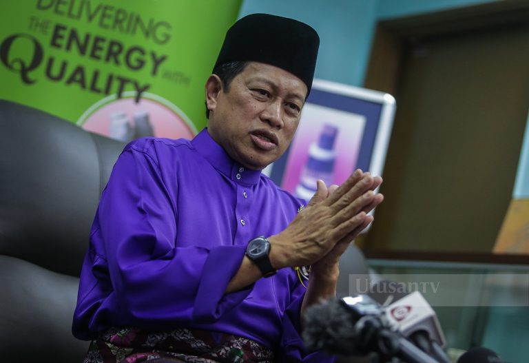 Kontraktor kendali projek kerajaan disaran siapkan projek lebih awal – Ahmad