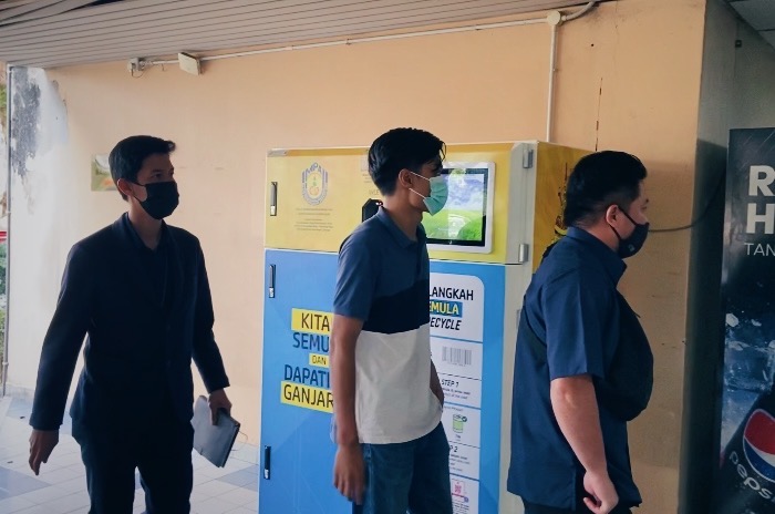 Penyelenggara bangunan didenda RM6,000 miliki 169 video, gambar lucah dalam telefon