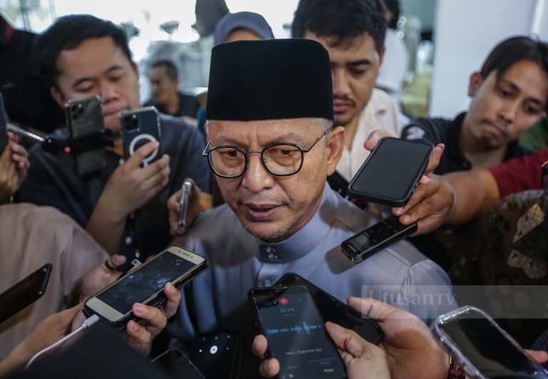 Keahlian 6 Ahli Parlimen, seorang ADUN Bersatu sudah gugur secara automatik