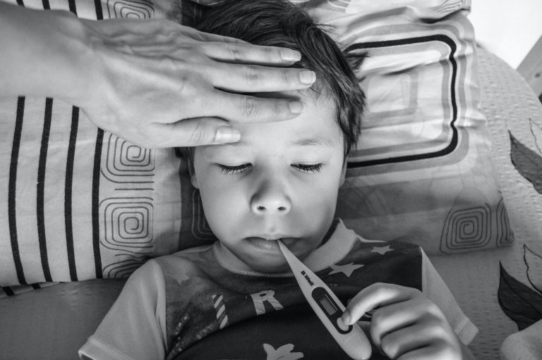 “Jangan ambil mudah jika anak demam,” – Doktor pakar
