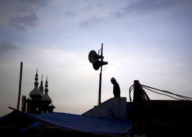 Pengerusi JMB Tri Pinnacle mohon maaf isu pembesar suara laungan azan
