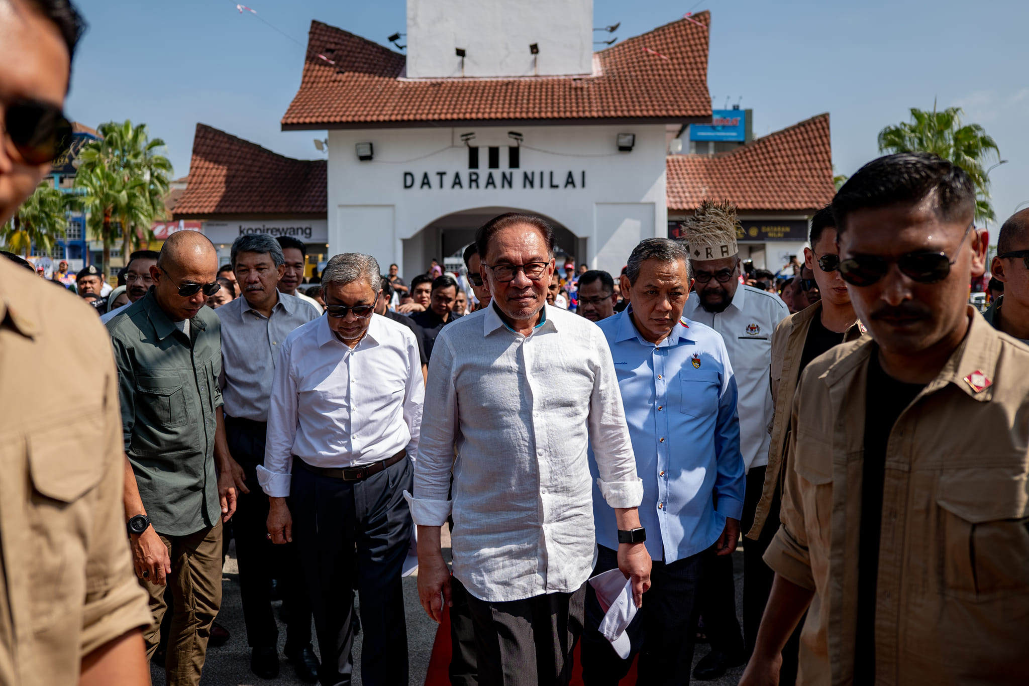 Jangan jadikan perbezaan politik senjata permusuhan – PM