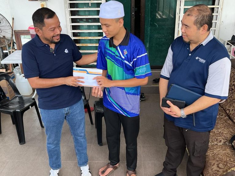 YBR bantu Mohd Syahril, yatim piatu cemerlang SPM
