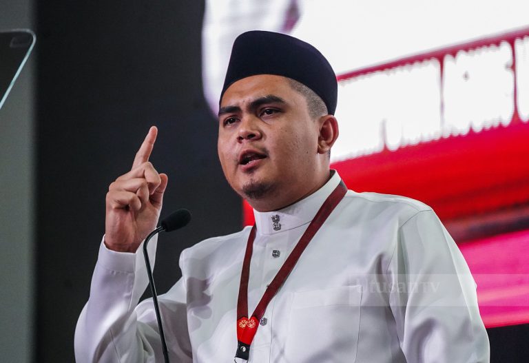 Hutang PTPTN tidak boleh dimansuhkan: Dulu berbakul Najib Razak dimaki, kata Akmal Saleh