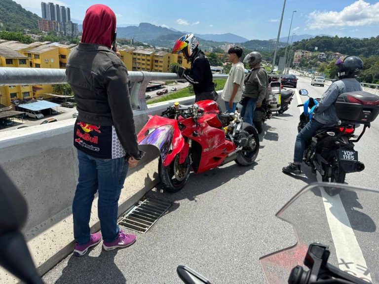 Jangan biar pemandu songsang, berbahaya berada di jalan raya