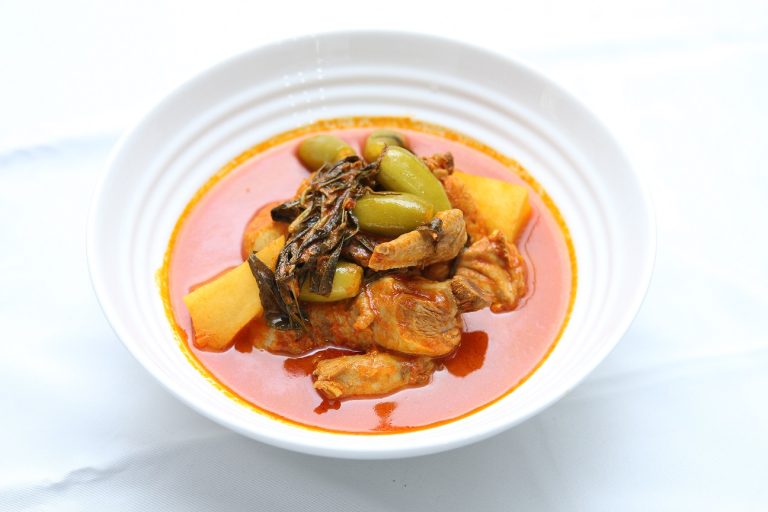 Ayam Masak Daun Kesum