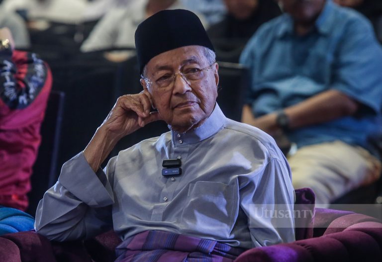 Dr Mahathir calon Pas di Parlimen Kemaman?