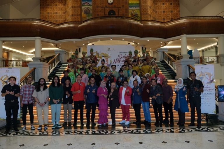 Sulur Nakasari 2.0, gabungan seni tradisional tari dan muzik
