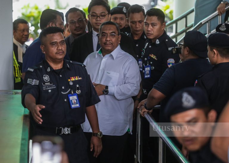 Sanusi nafi KPN – berkomunikasi dengan pegawai Bukit Aman sebelum ditangkap, dakwa ada komplot