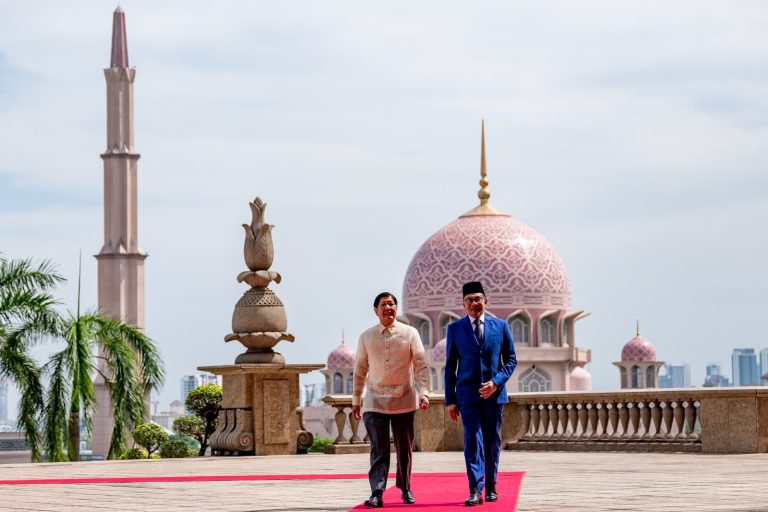 Malaysia, Filipina perlu langkah efektif tembusi industri halal Asia Barat – PM