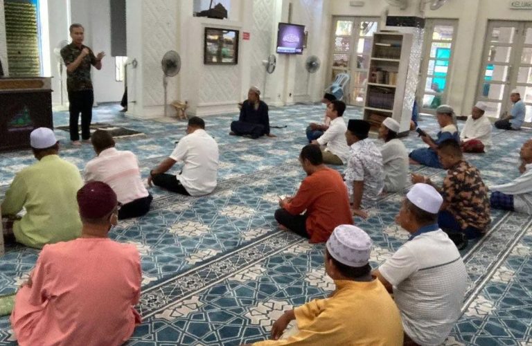 JAIS siasat dakwaan Fahmi berucap di ruang solat, menteri nafi berkempen