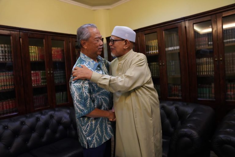 Pintu masih terbuka untuk Khairy, tiada masalah untuk BERSATU jika ditolak – Muhyiddin