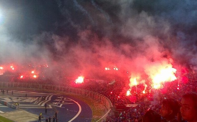 JDT didenda RM120,000 akibat penyokong bakar suar dalam stadium