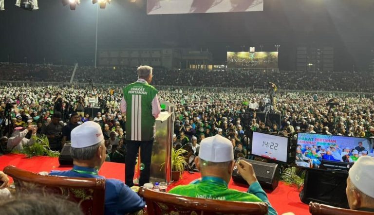Tun M buat kejutan, pertama kali tampil berceramah atas pentas PN