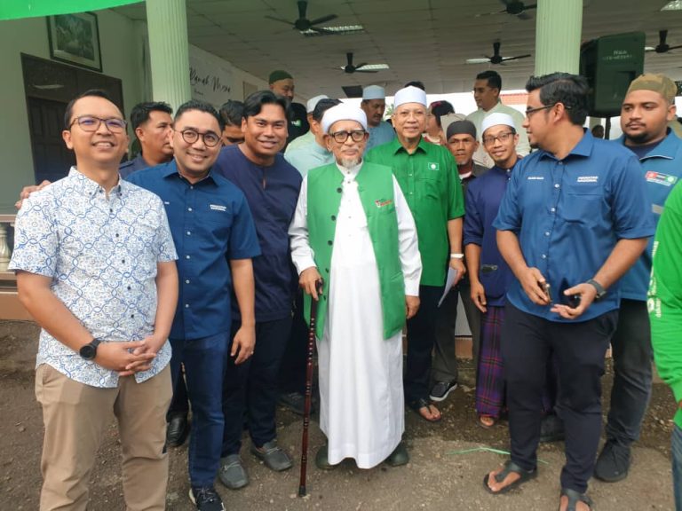 Tindakan keluar parti tidak rencat semangat perjuangan ahli UMNO – Akmal Saleh