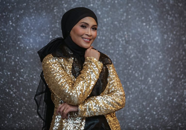 Lebih 1 dekad bergelar ibu tunggal, Siti Nordiana nak kahwin lagi – “Saya cari lelaki yang boleh faham dan bertolak ansur”