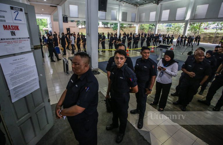 PRN: Pusat pengundian awal dibuka 8 pagi ini