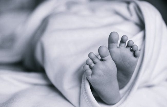 Mayat bayi masih sempurna ditemukan terdampar di Pantai Queensbay