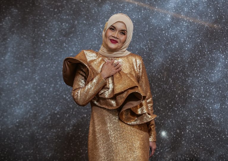 “Saya kemukakan writ penyitaan”- Gagal bayar nilai tanah lot banglo, Aishah bertindak lelong harta penaja