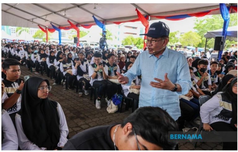 Pengundi muda corakkan politik Malaysia, perlu bijak buat keputusan – PM Anwar